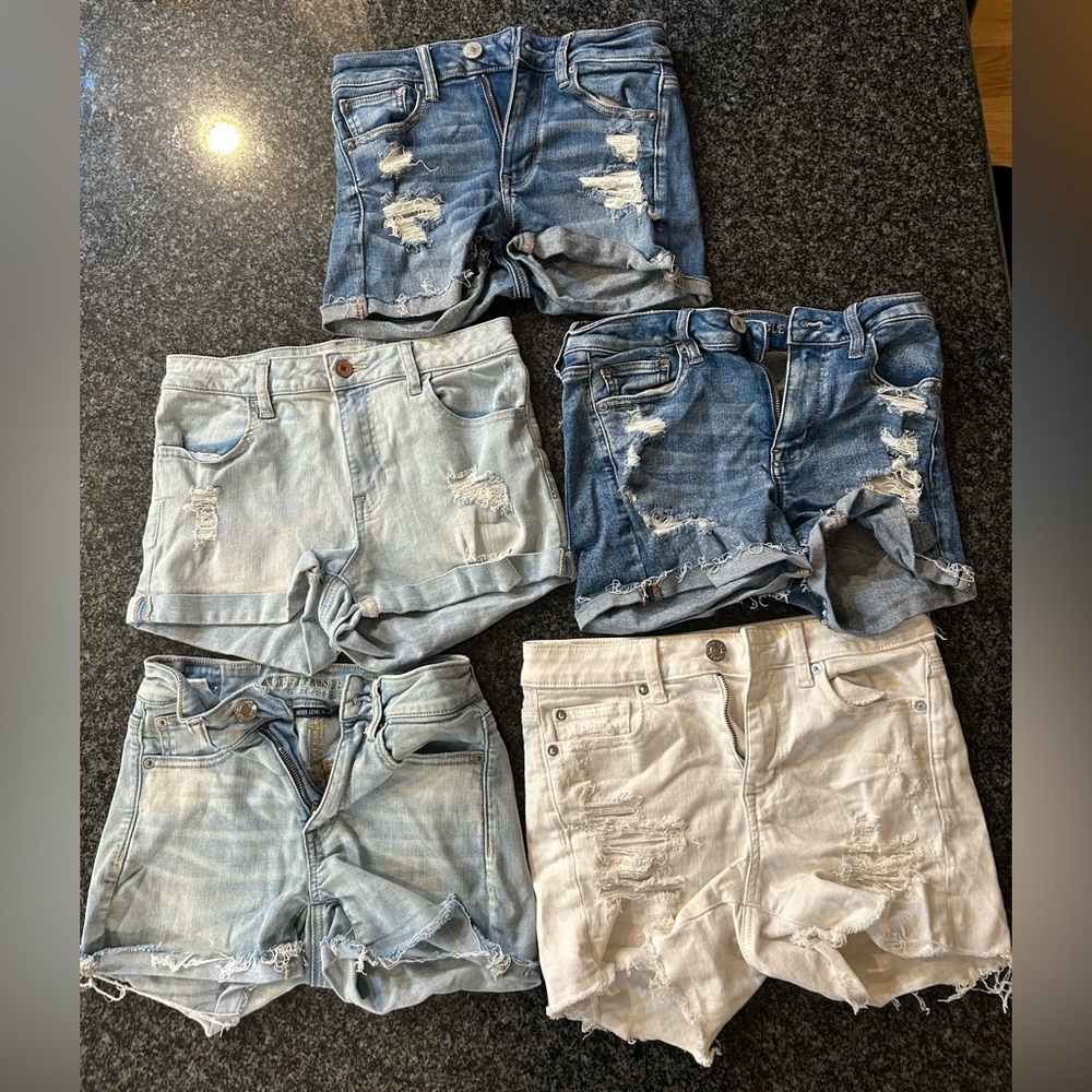 5 pairs of highwaisted shorts 4 from american eagle one from pacsun (size 2/4)